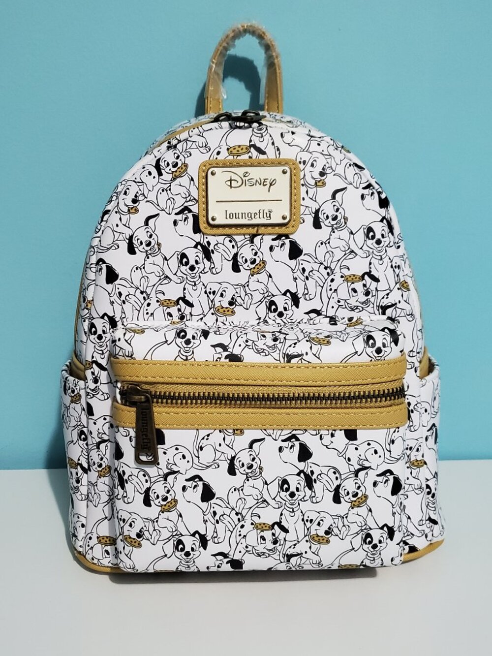 NWT Loungefly Disney One Hundred and One Dalmatians Puppy Playtime Mini Backpack